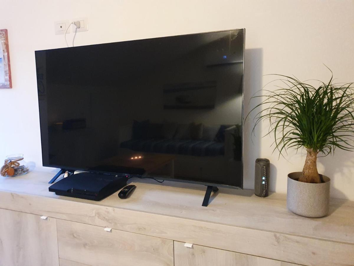 Bella Alba Apartment On The Beach Alba Adriatica Ngoại thất bức ảnh
